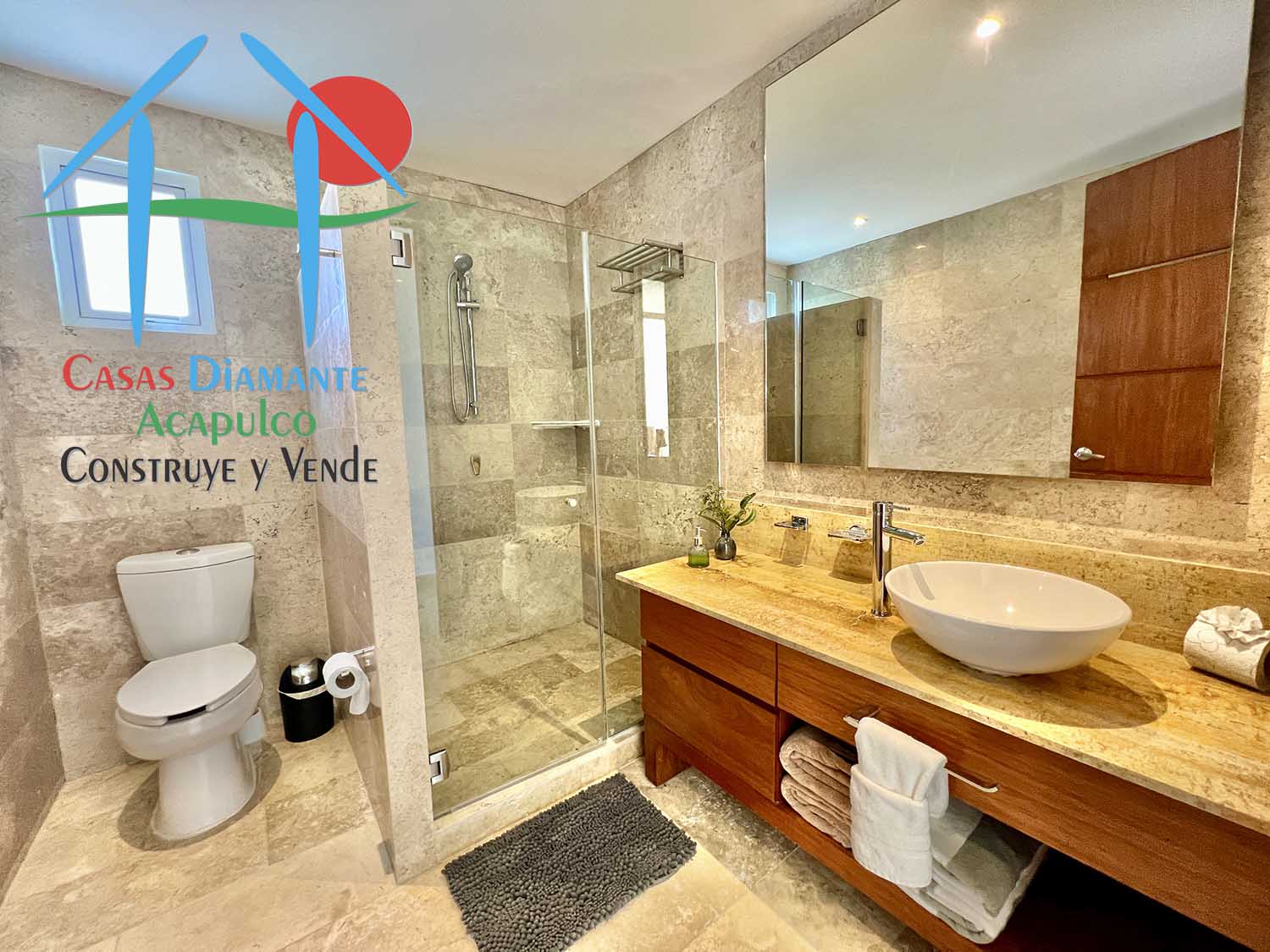 Ocean Front 808 - Baño completo 1